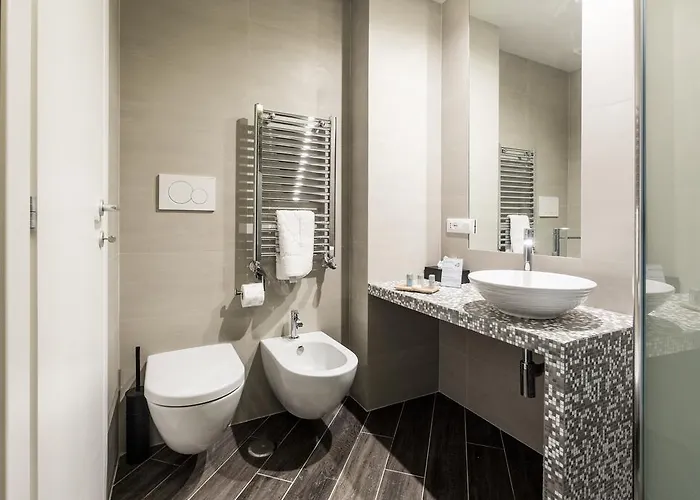 Blue Luxury 4* Rom