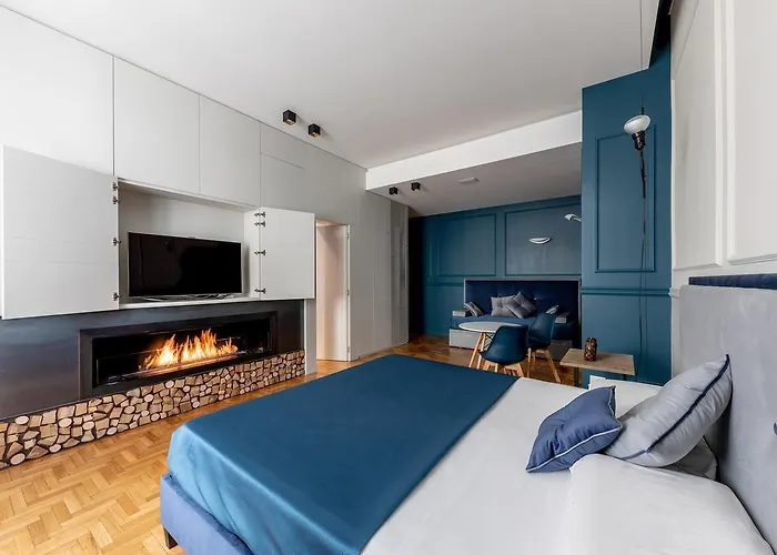 Blue Luxury Rom